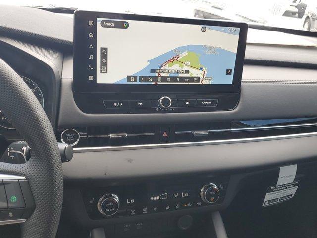 Photo of 2025 Black Diamond Mitsubishi Outlander