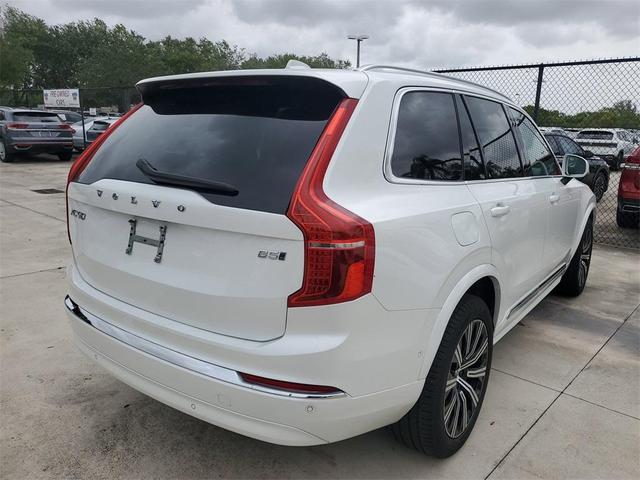 Photo of 2024 Crystal White Volvo XC90