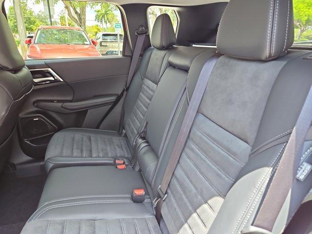 Photo of 2025 Diamond Red Mitsubishi Outlander