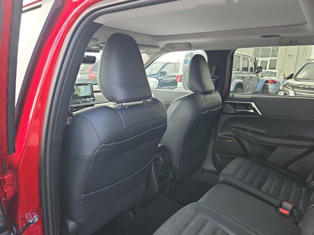 Photo of 2025 Diamond Red Mitsubishi Outlander