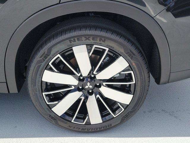 Photo of 2025 Black Diamond Mitsubishi Outlander