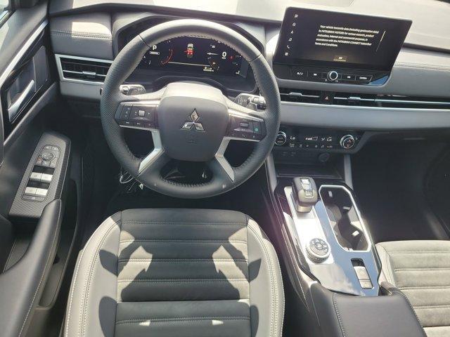 Photo of 2025 Black Diamond Mitsubishi Outlander