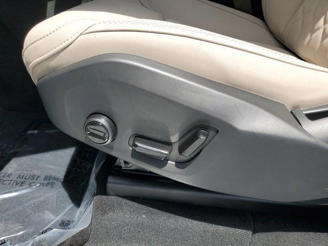 Photo of 2025 Onyx Black Metallic Volvo XC90 Plug-In Hybrid