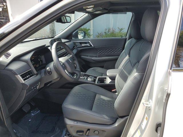Photo of 2025 Alloy Silver Metallic Mitsubishi Outlander PHEV