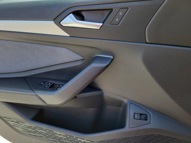 Photo of 2025 Kings Red Metallic Volkswagen Jetta