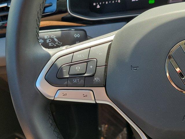 Photo of 2025 Kings Red Metallic Volkswagen Jetta