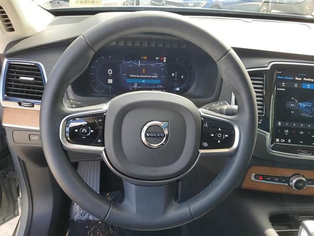 Photo of 2025 Vapour Gray Volvo XC90
