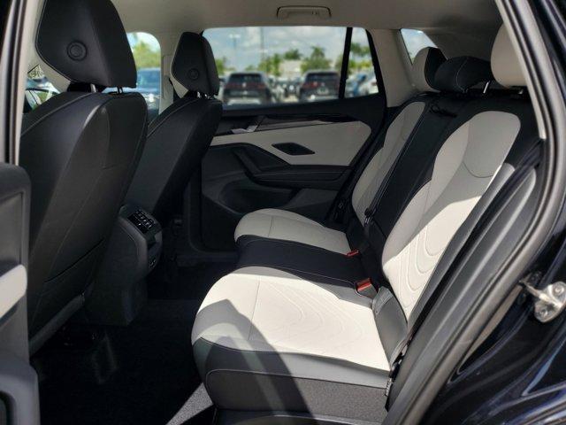 Photo of 2025 Deep Black Pearl Effect Volkswagen Tiguan