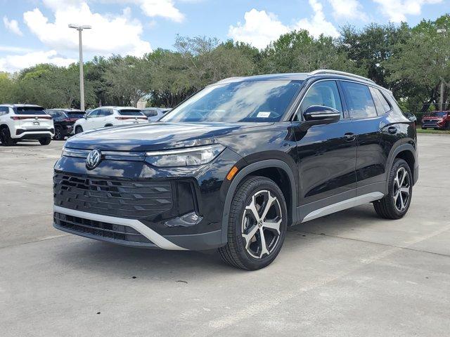 Photo of 2025 Deep Black Pearl Effect Volkswagen Tiguan