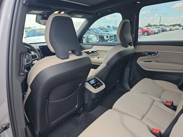 Photo of 2026 Silver Volvo XC90