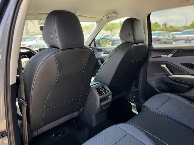 Photo of 2025 Platinum Gray Metallic Volkswagen Tiguan