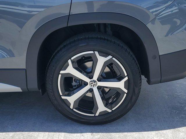 Photo of 2025 Platinum Gray Metallic Volkswagen Tiguan