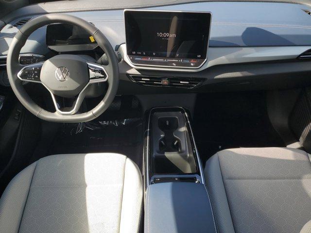 Photo of 2025 Deep Black Pearl Effect Volkswagen ID.4