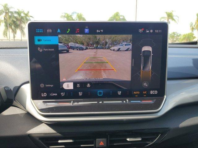 Photo of 2025 Deep Black Pearl Effect Volkswagen ID.4