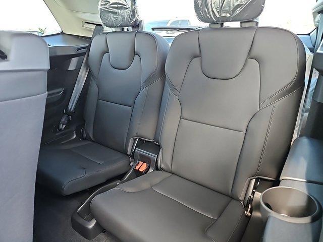 Photo of 2025 Denim Blue Metallic Volvo XC90