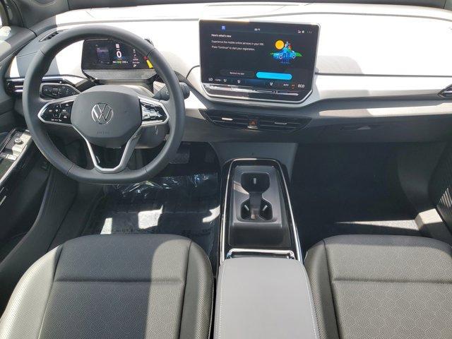 Photo of 2025 Pure Gray Volkswagen ID.4