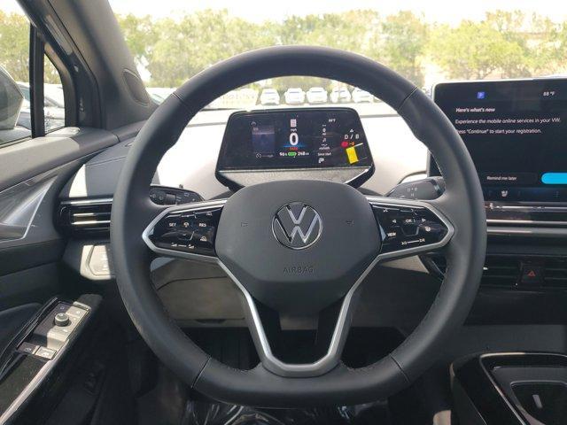 Photo of 2025 Pure Gray Volkswagen ID.4