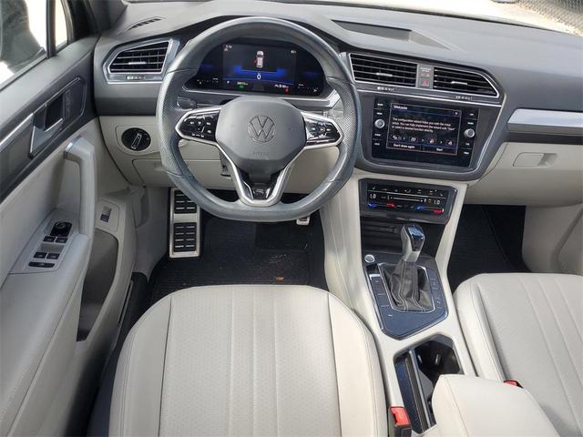Photo of 2022 Deep Black Pearl Effect Volkswagen Tiguan