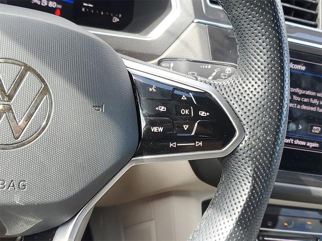 Photo of 2022 Deep Black Pearl Effect Volkswagen Tiguan
