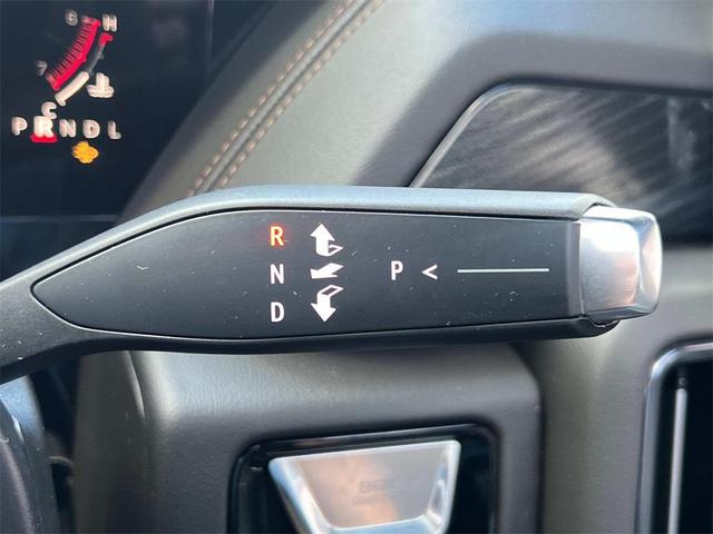 Photo of 2025 Onyx Black GMC Yukon