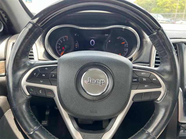 Photo of 2018 Granite Crystal Metallic Clearcoat Jeep Grand Cherokee