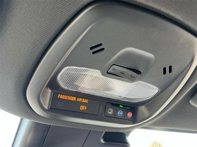 Photo of 2025 Summit White Chevrolet Trax