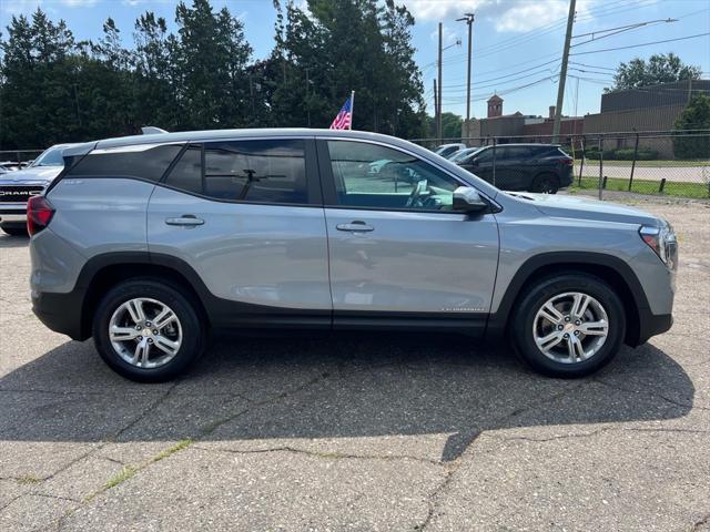 Photo of 2022 Crimson Metallic Chevrolet Trailblazer