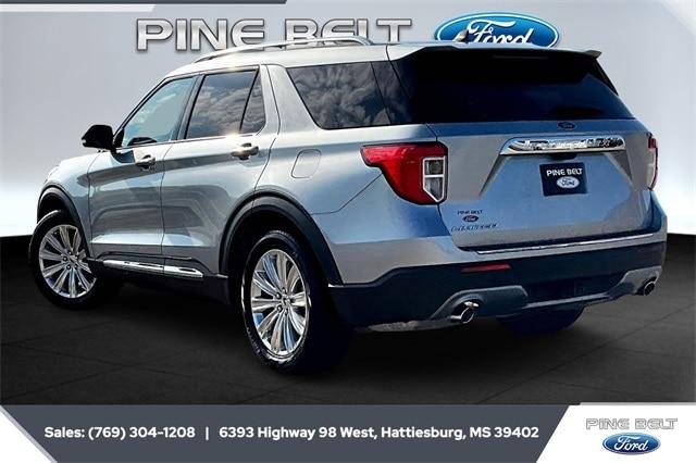 Photo of 2022 ICONIC SILVER METALLIC Ford Explorer