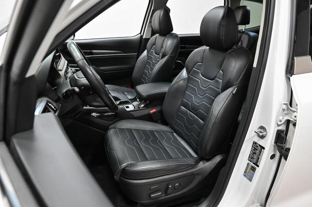 Photo of 2021 Snow White Pearl Kia Telluride