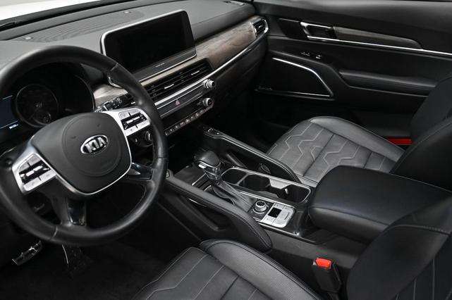 Photo of 2021 Snow White Pearl Kia Telluride