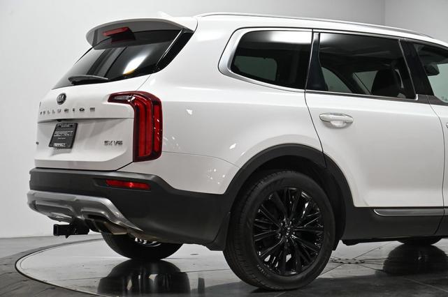 Photo of 2021 Snow White Pearl Kia Telluride