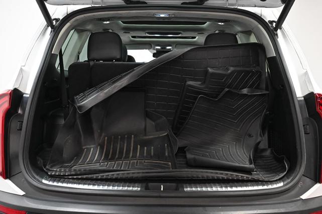 Photo of 2021 Snow White Pearl Kia Telluride