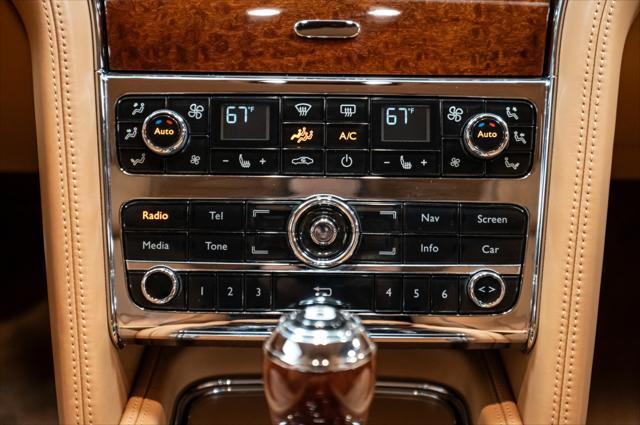Photo of 2012 Beluga Solid Bentley Mulsanne