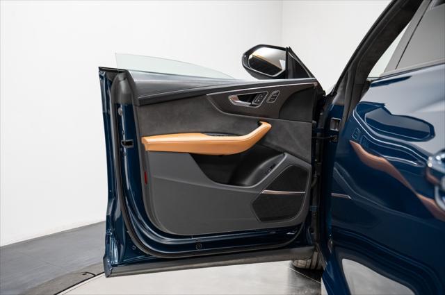 Photo of 2021 Galaxy Blue Metallic Audi RS Q8