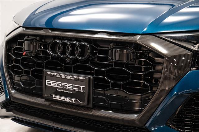 Photo of 2021 Galaxy Blue Metallic Audi RS Q8