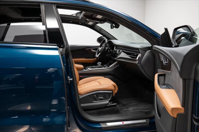 Photo of 2021 Galaxy Blue Metallic Audi RS Q8