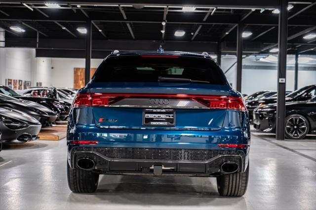 Photo of 2021 Galaxy Blue Metallic Audi RS Q8