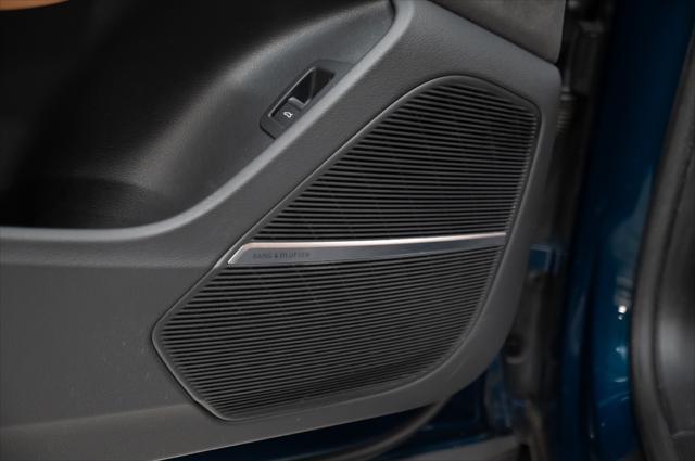 Photo of 2021 Galaxy Blue Metallic Audi RS Q8