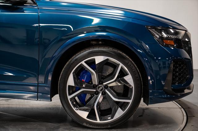 Photo of 2021 Galaxy Blue Metallic Audi RS Q8