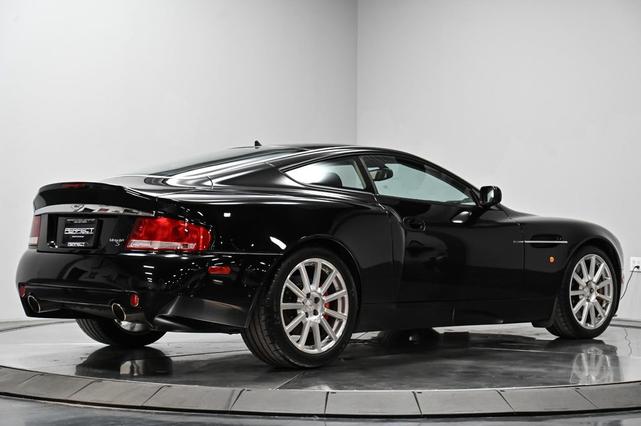 Photo of 2006 Onyx Black Aston Martin V12 Vanquish