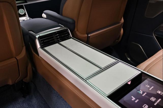Photo of 2023 Satin Bronze Land Rover Range Rover