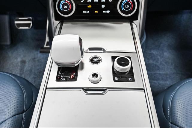 Photo of 2023 Satin Bronze Land Rover Range Rover