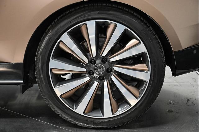 Photo of 2023 Satin Bronze Land Rover Range Rover