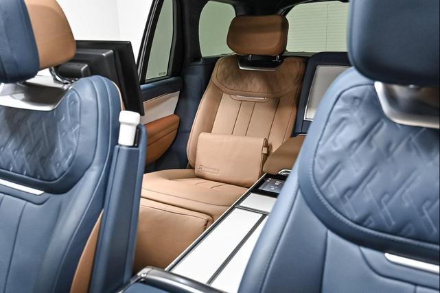 Photo of 2023 Satin Bronze Land Rover Range Rover