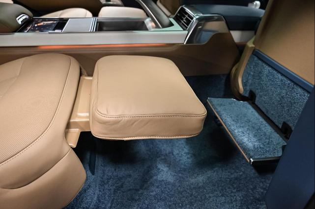 Photo of 2023 Satin Bronze Land Rover Range Rover