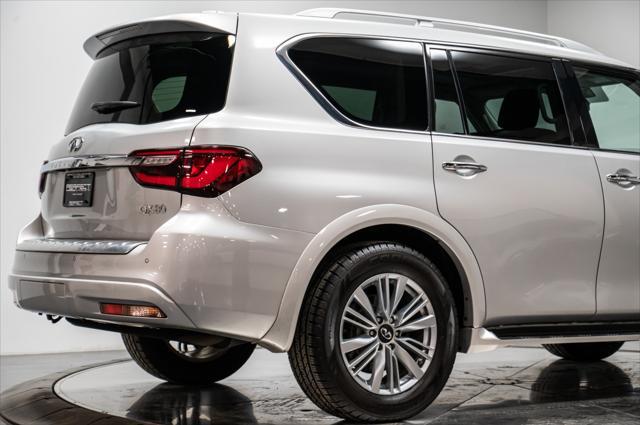Photo of 2019 Liquid Platinum INFINITI QX80