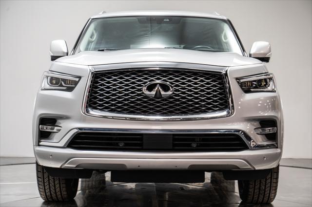 Photo of 2019 Liquid Platinum INFINITI QX80