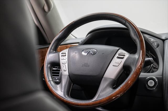 Photo of 2019 Liquid Platinum INFINITI QX80