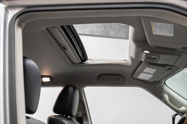 Photo of 2019 Liquid Platinum INFINITI QX80