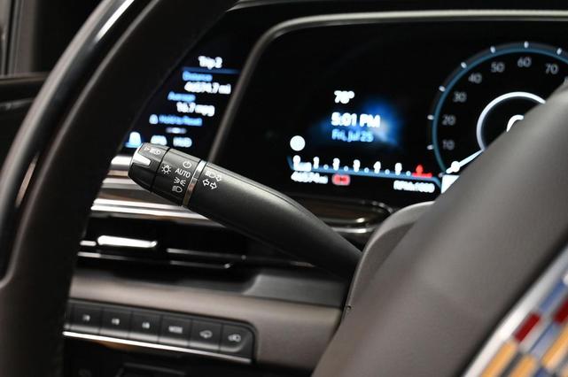 Photo of 2023 Crystal White Tricoat Cadillac Escalade ESV